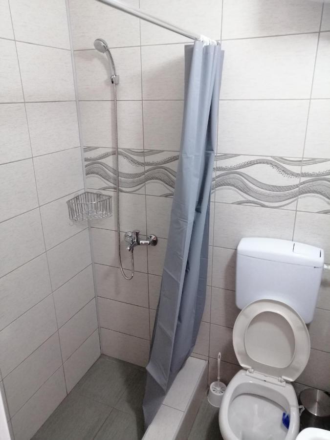 Mitic Apartmani 1 Ниш Экстерьер фото