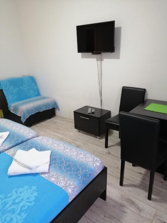Mitic Apartmani 1 Ниш Экстерьер фото