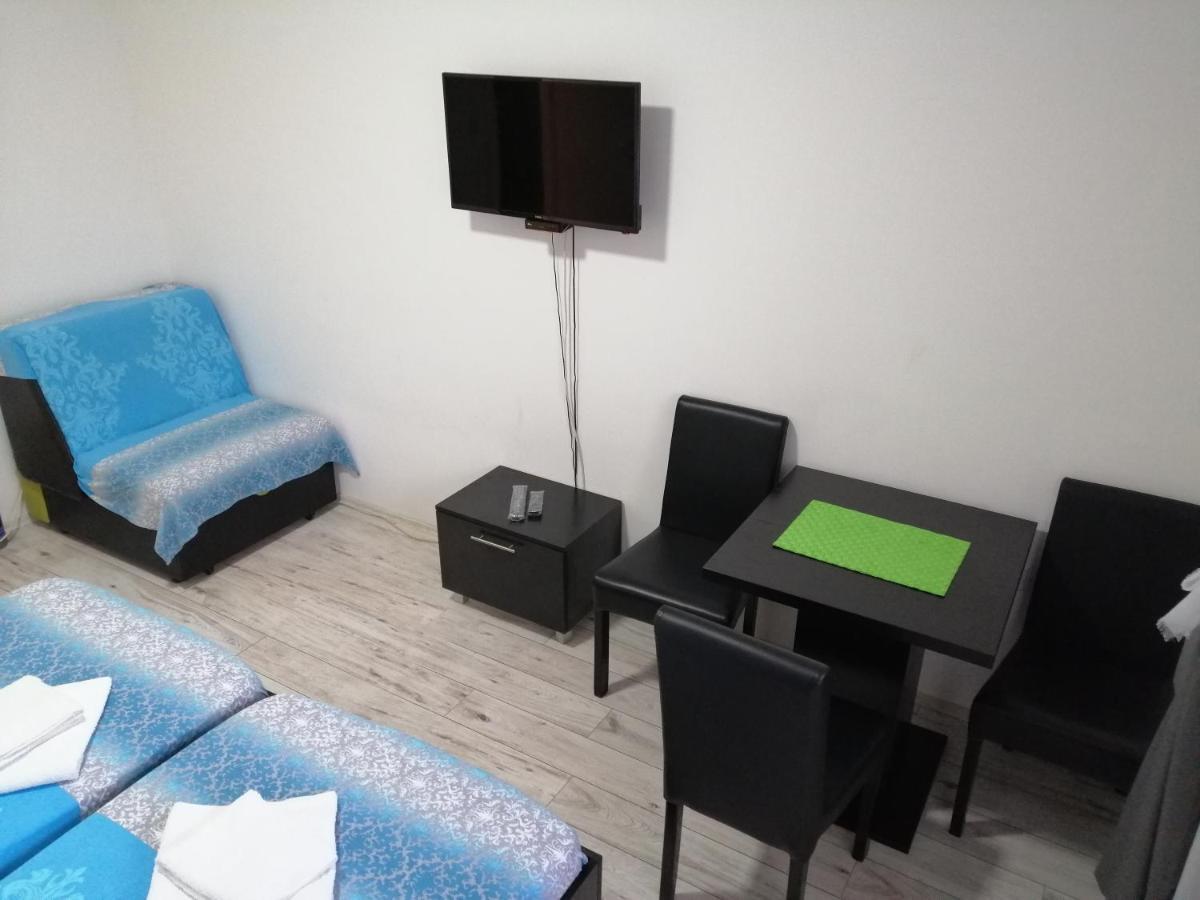 Mitic Apartmani 1 Ниш Экстерьер фото