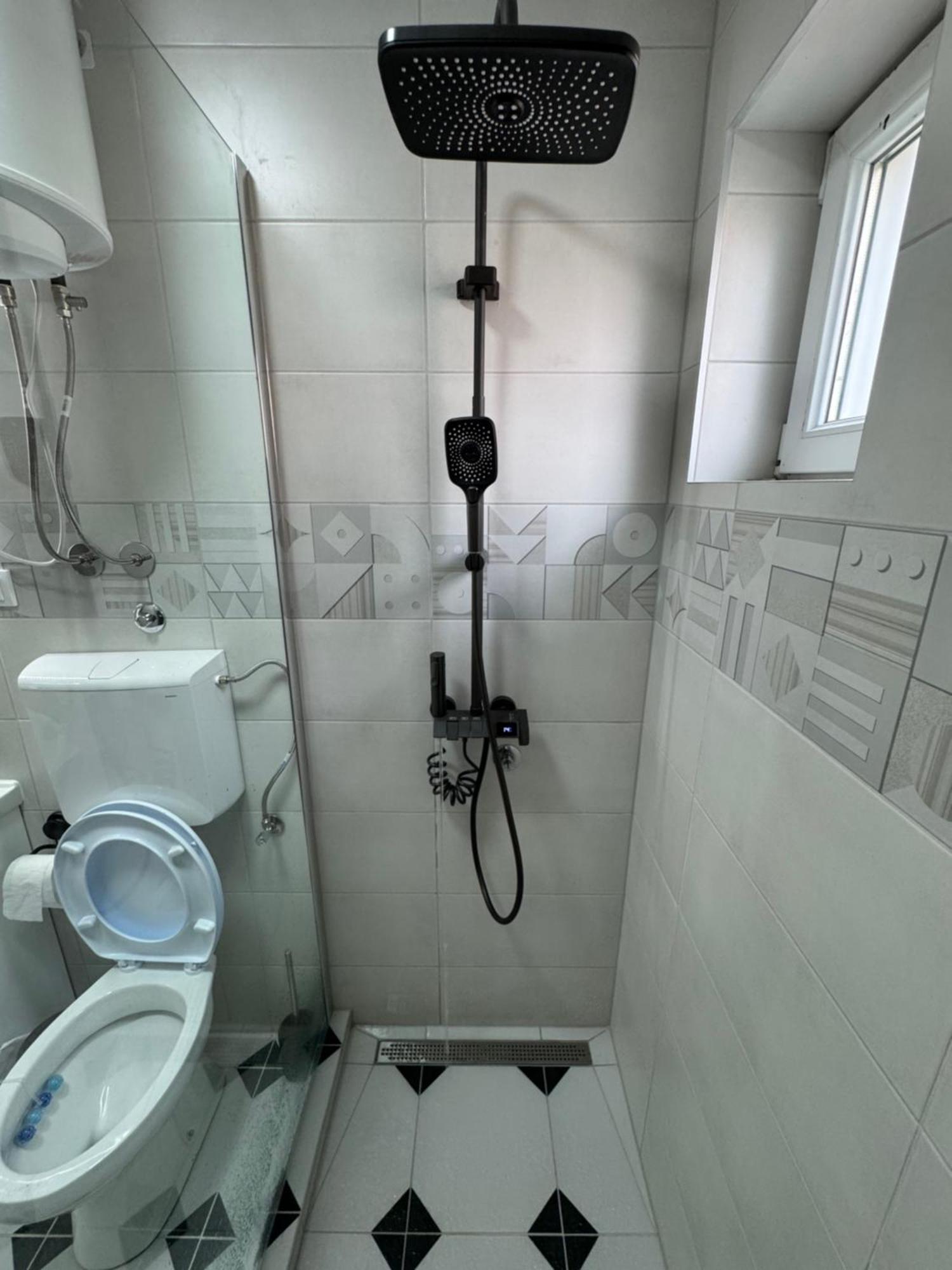Mitic Apartmani 1 Ниш Экстерьер фото